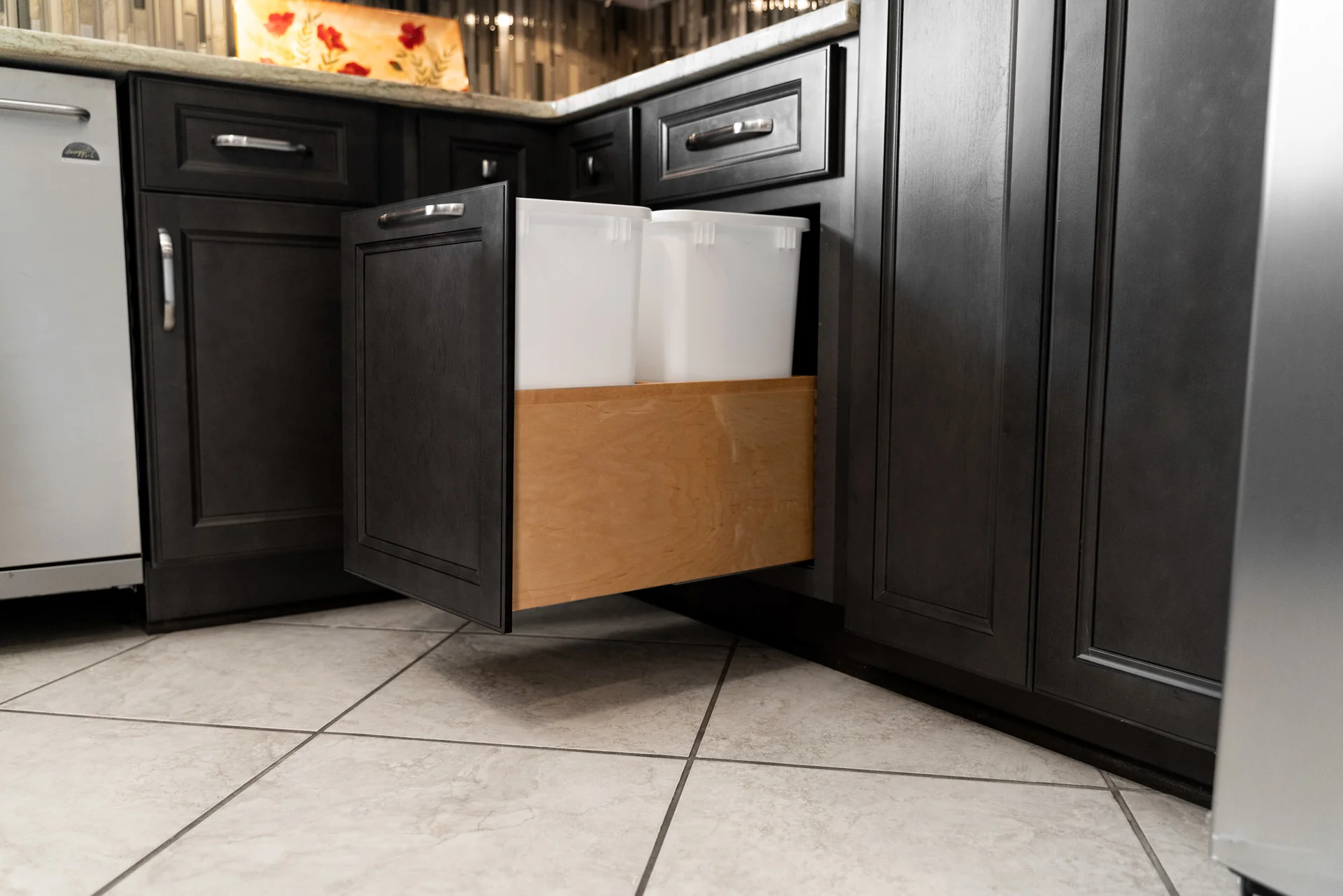 Pullout Trash Can System - 35 Quart Double - Image 3